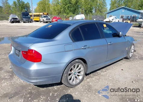 2011 BMW 328I xDrive z USA, uszkodzony, nr VIN WBAPK7C53BA971853